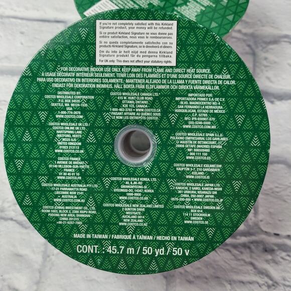 50 yards of Gnome Wire Edge Holiday Ribbon - Picture 6 of 6